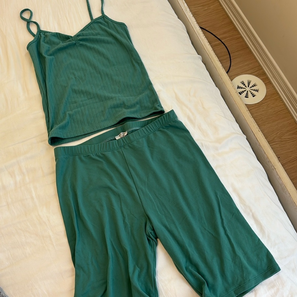 Ardene shorts set